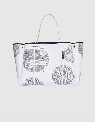 Ｈｅｒａｌｂｏｎｙ　ｘ　Ｅｓｃａｐｅ　ｔｏｔｅ
